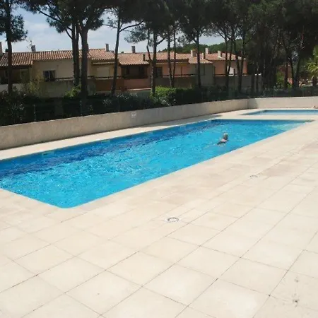 T2 Mezzanine Climatise Avec Piscine Et Parking Au Cap D'agde - Fr-1-607-104 * Агд