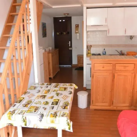 Apartment T2 Mezzanine, Climatise, Piscine Et Parking, Proche Et Loisirs, Cap D'agde - Fr-1-607-104