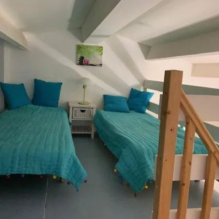 T2 Mezzanine, Climatise, Piscine Et Parking, Proche Et Loisirs, Cap D'agde - Fr-1-607-104