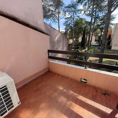 T2 Mezzanine, Climatise, Piscine Et Parking, Proche Et Loisirs, Cap D'agde - Fr-1-607-104