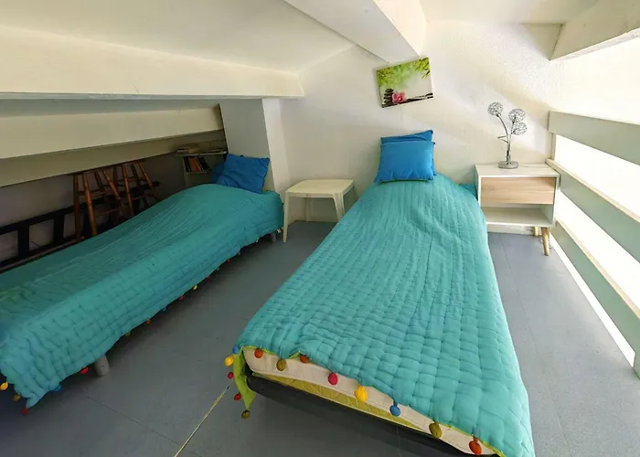 T2 Mezzanine Climatise Avec Piscine Et Parking Au Cap D'agde - Fr-1-607-104 아파트